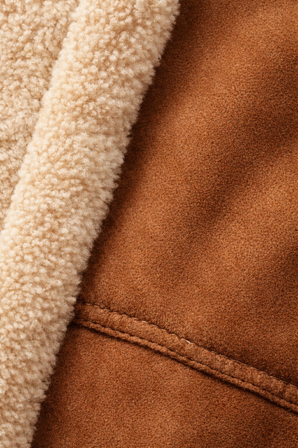 Mouwloos Biker Gilet met Teddyvoering — Isa – Bruin – materiaal detail teddyvoering