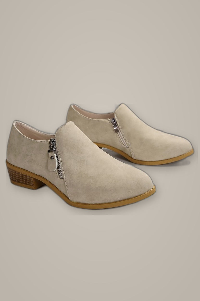 Adalia – Beige – close-up (QK)