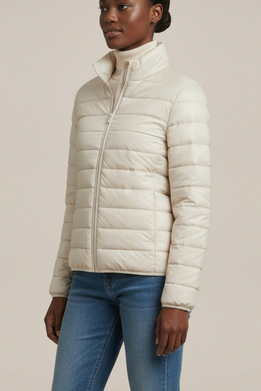 Dariela – Beige – close-up