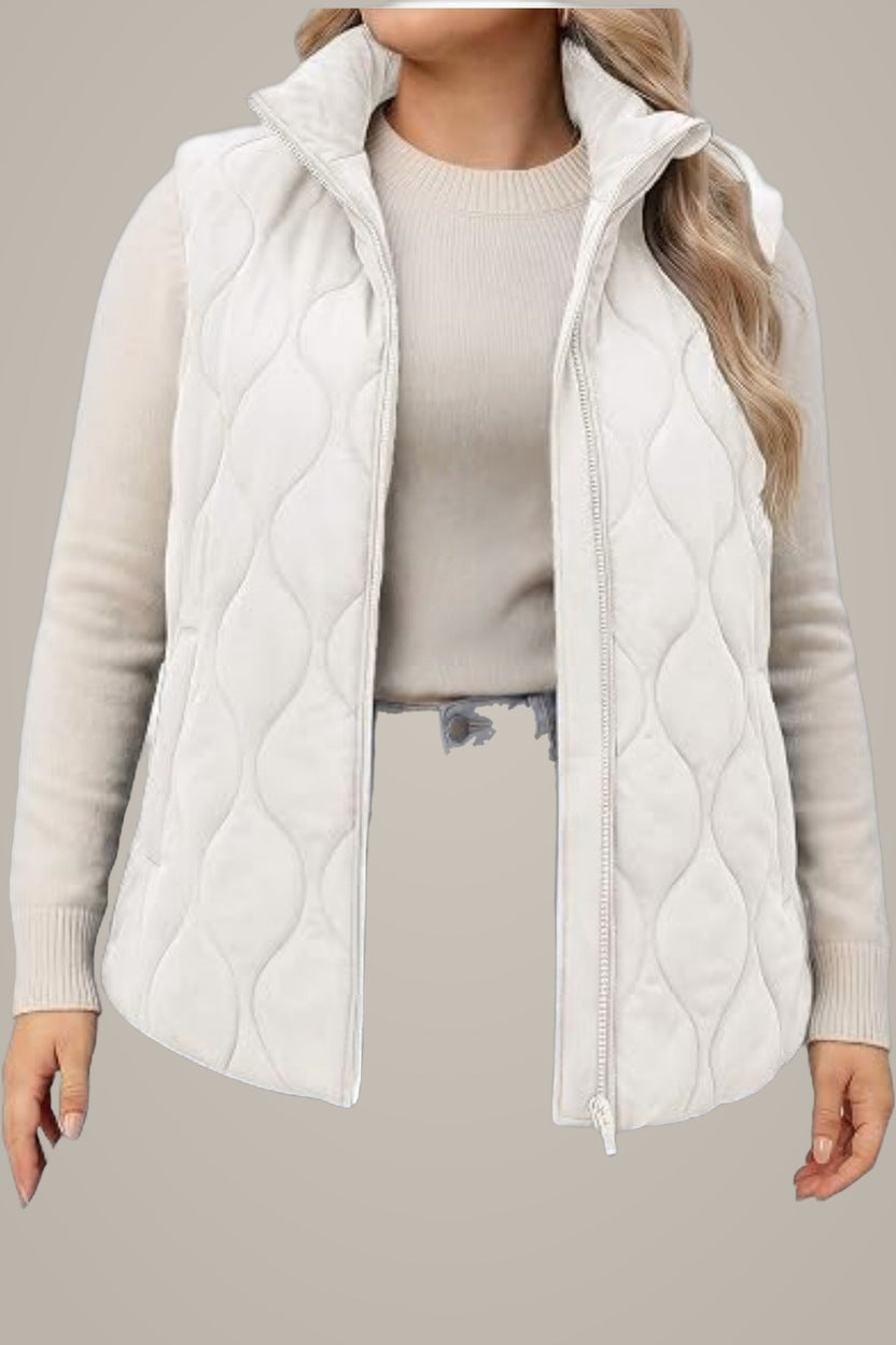 Bodywarmer Dames – Gewatteerd Gilet met Ruitstiksel — Fenella – Crème – productfoto