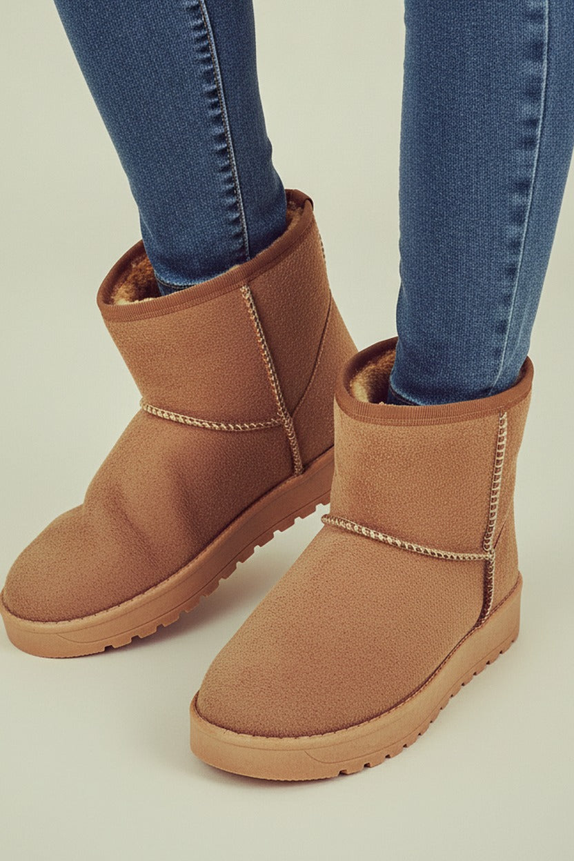 Jolene – Camel – close-up
