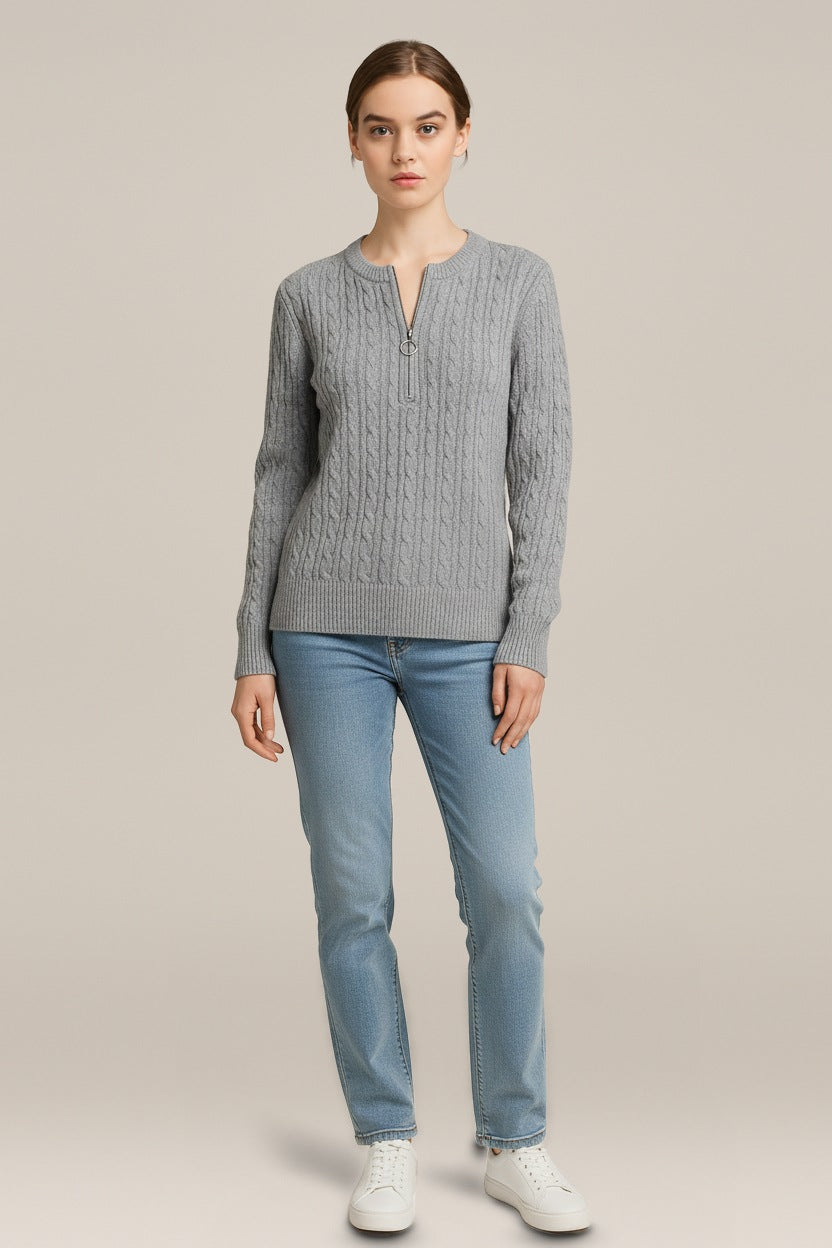 Dames Trui met Ritskraag en Zachte Knit — Odile in Grijs – vooraanzicht