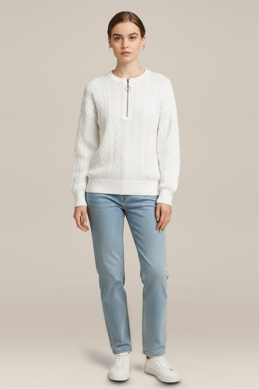 Dames Trui met Ritskraag en Zachte Knit — Odile in Wit – vooraanzicht