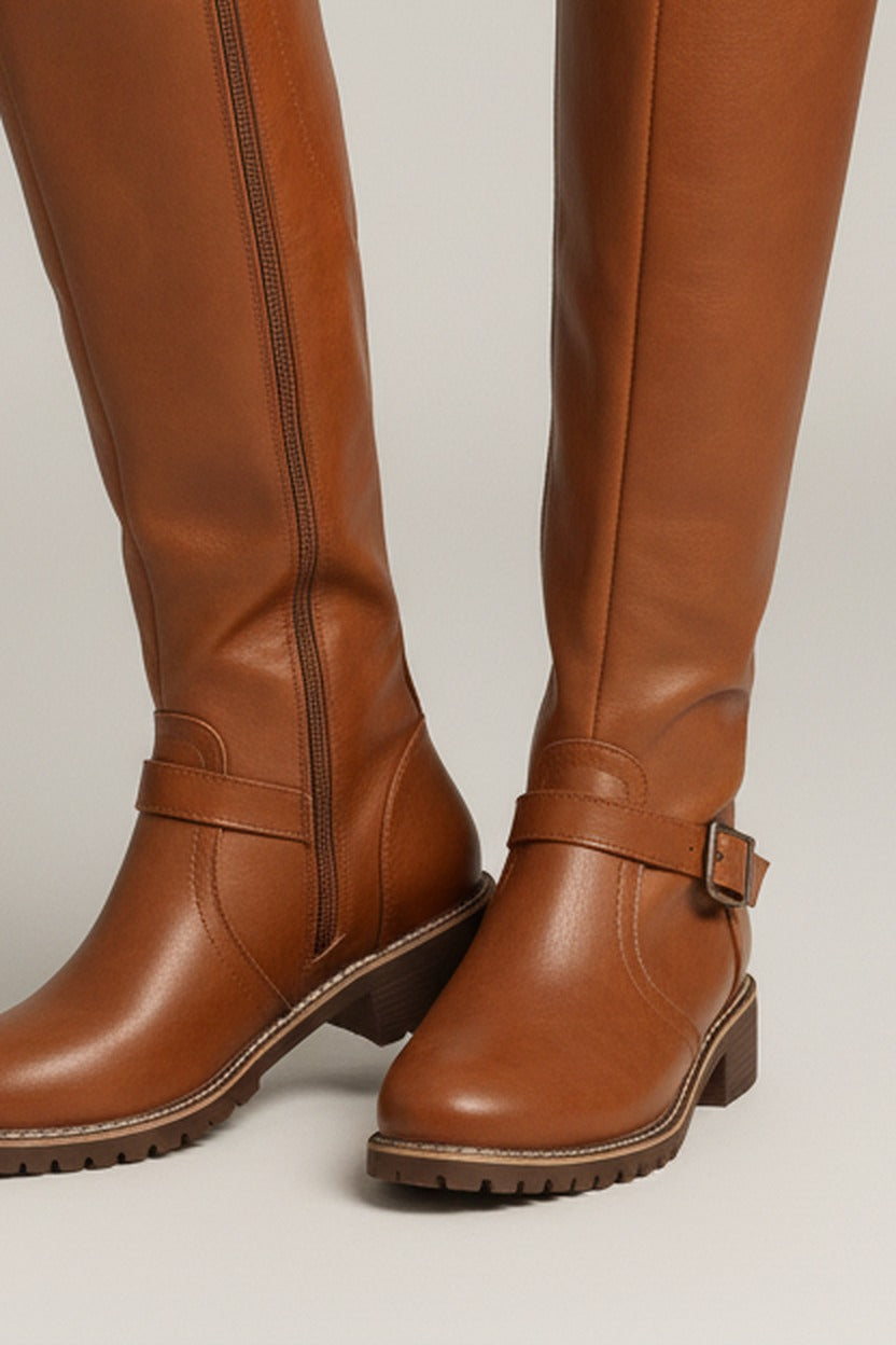 Ulyana – Cognac – close-up