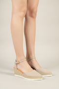 Espadrilles dames met sleehak en enkelbandje beige puntige neus | Esmara