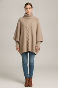 Kabeltrui Dames met Col – Oversized Poncho Trui — Ilka – Beige – vooraanzicht