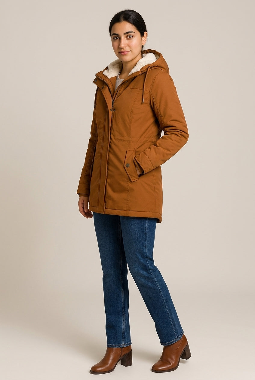 Winterjas met Capuchon en Bontrand — Puck – Bruin – zijaanzicht