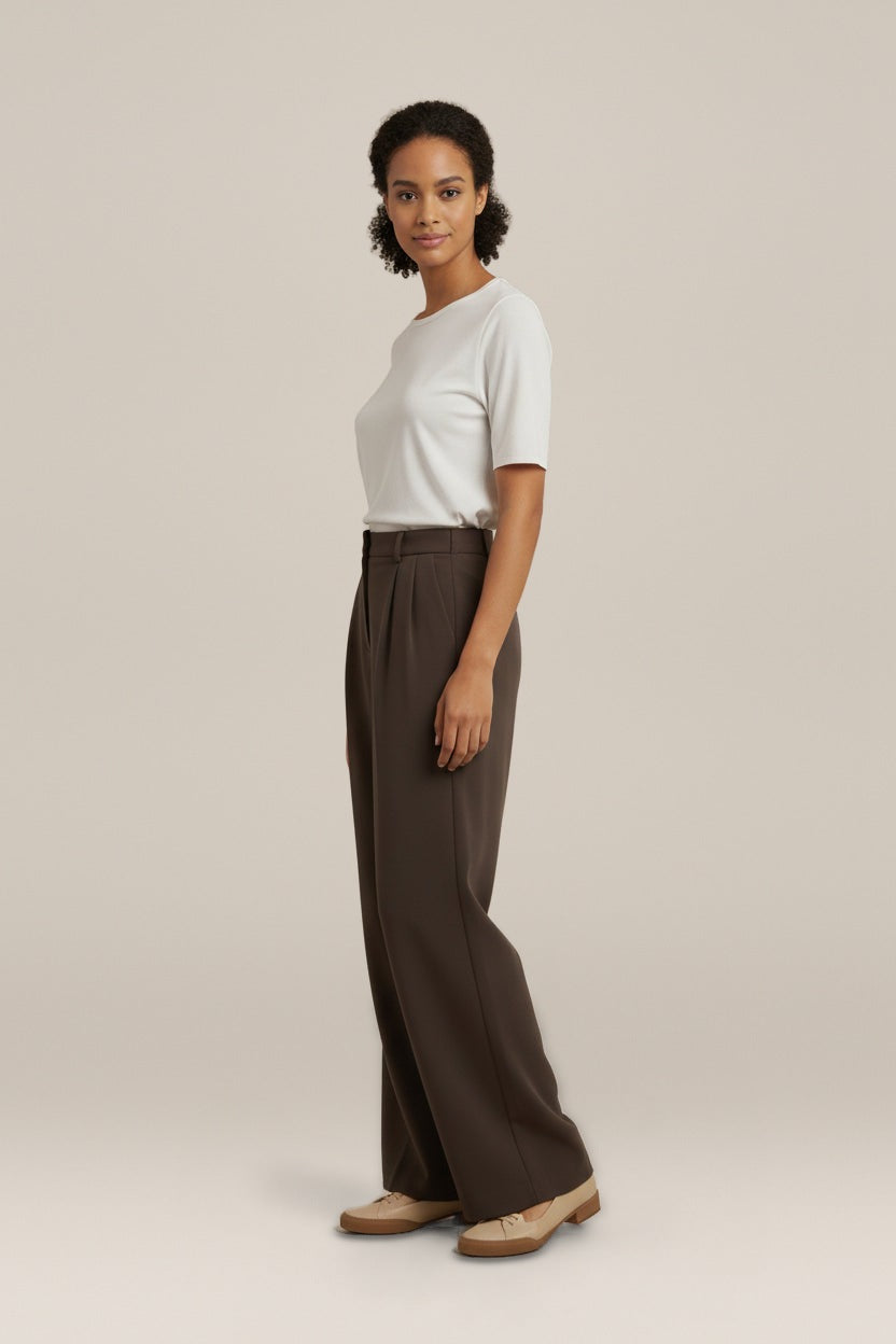 Pantalon Dames met Wijde Pijp – Hoge Taille en Plooien — Mirthe – Bruin – zijaanzicht