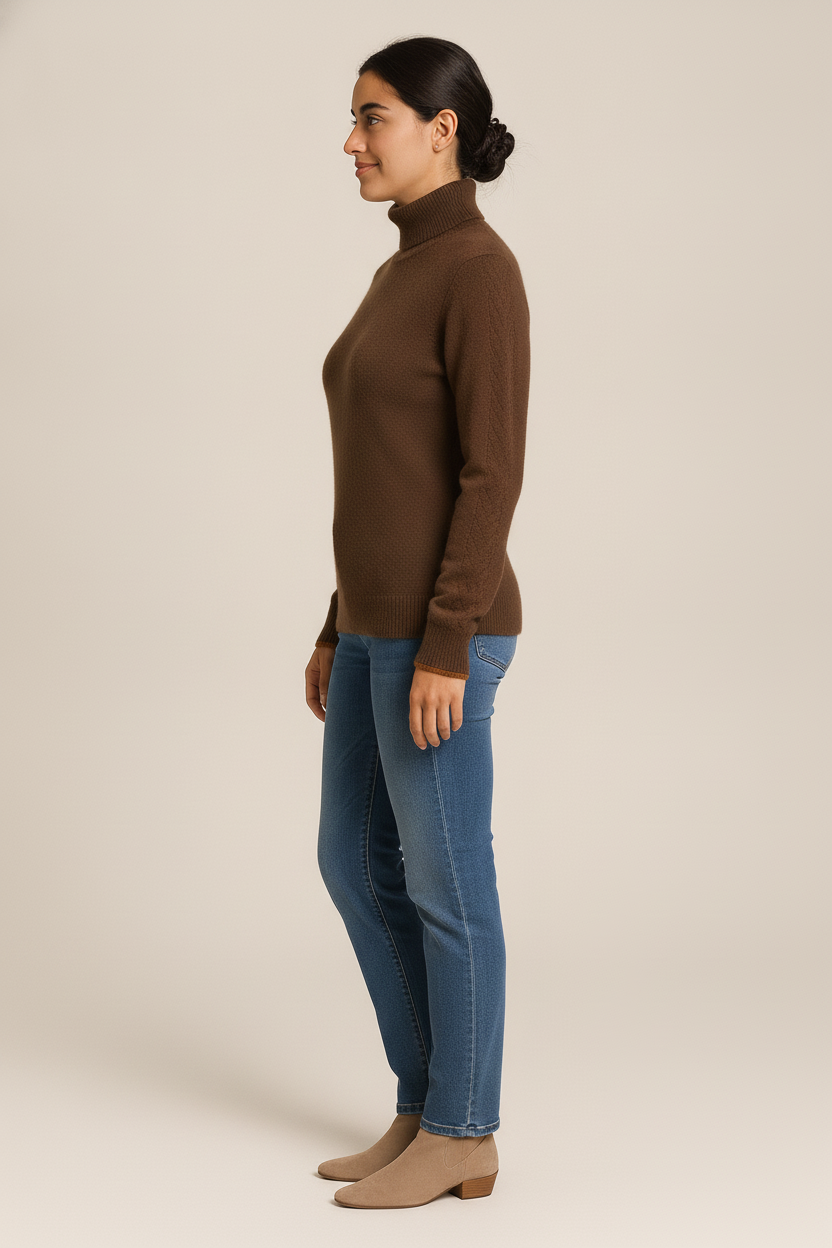 Anouska – Bruin – zijaanzicht
