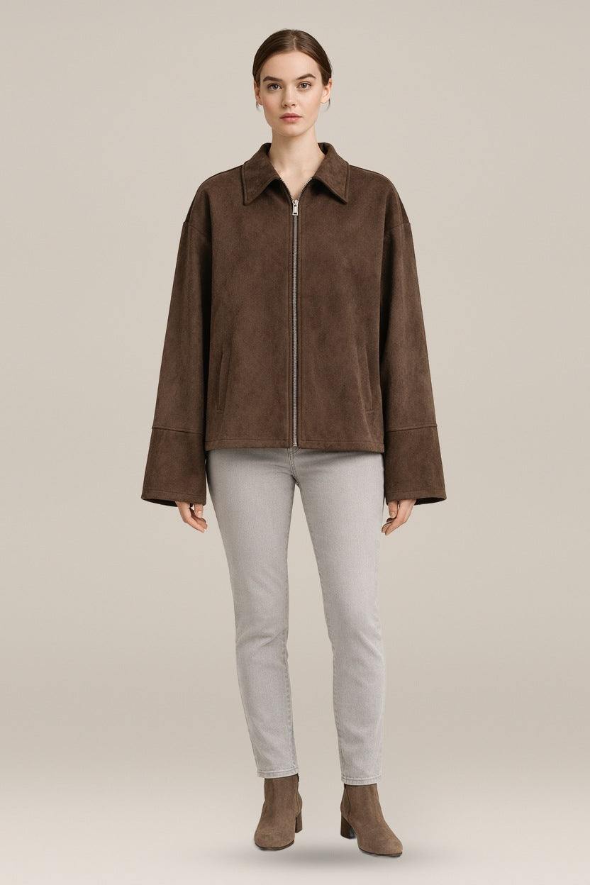 Oversized Jas Dames in Suèdelook – Korte Jas met Kraag en Rits — Carys in Bruin – vooraanzicht
