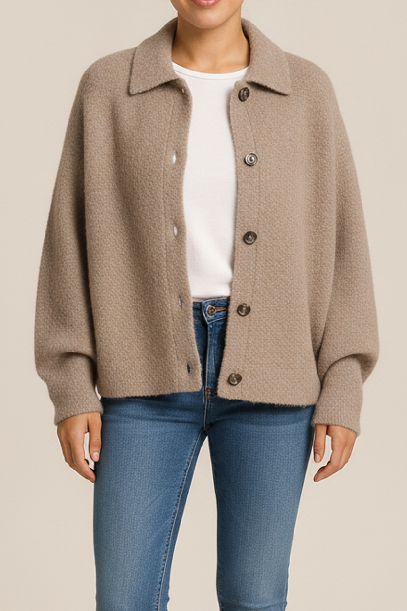 Philippa – Taupe – close-up