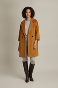 Halflange Jas Dames Double Breasted – Mantel in Wollook — Xenia – Cognac – vooraanzicht