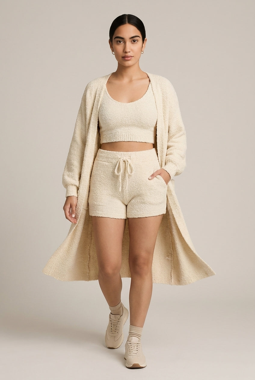 Loungeset Dames 4-Delig – Pluizig Vest, Top, Short en Broek — Tahira – Crème – vooraanzicht