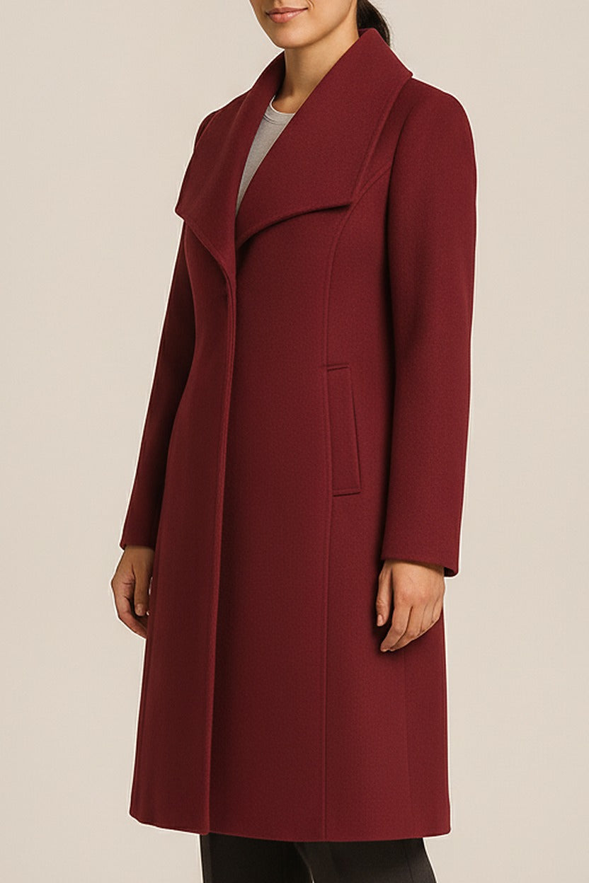Lange Winterjas Dames met Grote Revers – Getailleerde Mantel – close-up