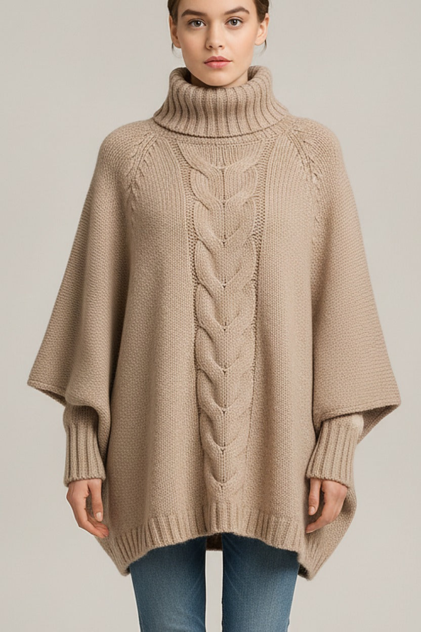 Kabeltrui Dames met Col – Oversized Poncho Trui – close-up