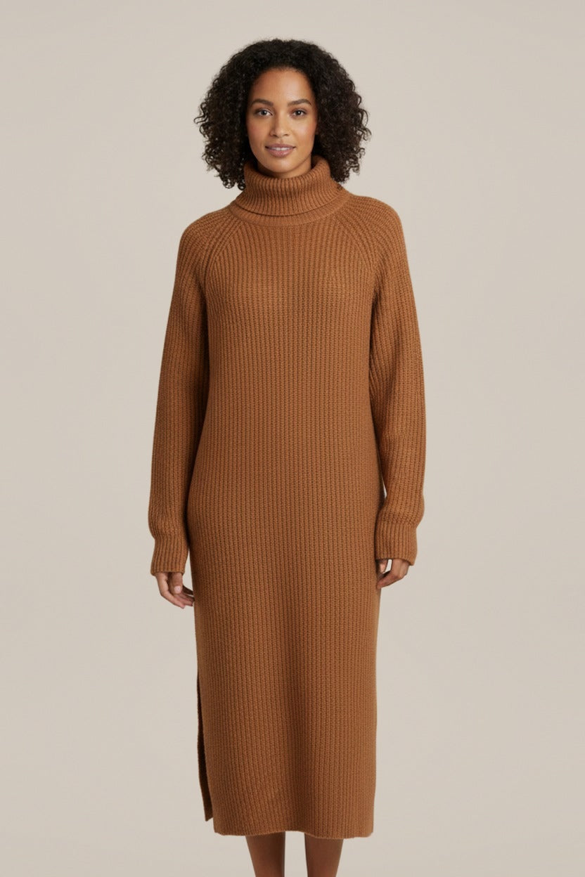 Lange Truijurk Dames met Col – Los Maxi Model — Thessa – Camel – close-up