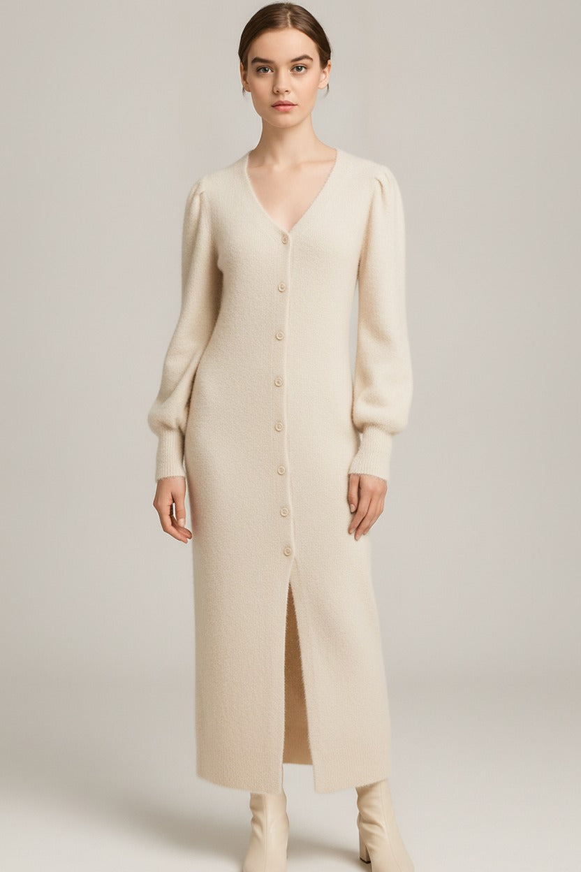 Lange Gebreide Jurk Dames met V-hals – Maxi Model met Split — Vesna – Crème – close-up