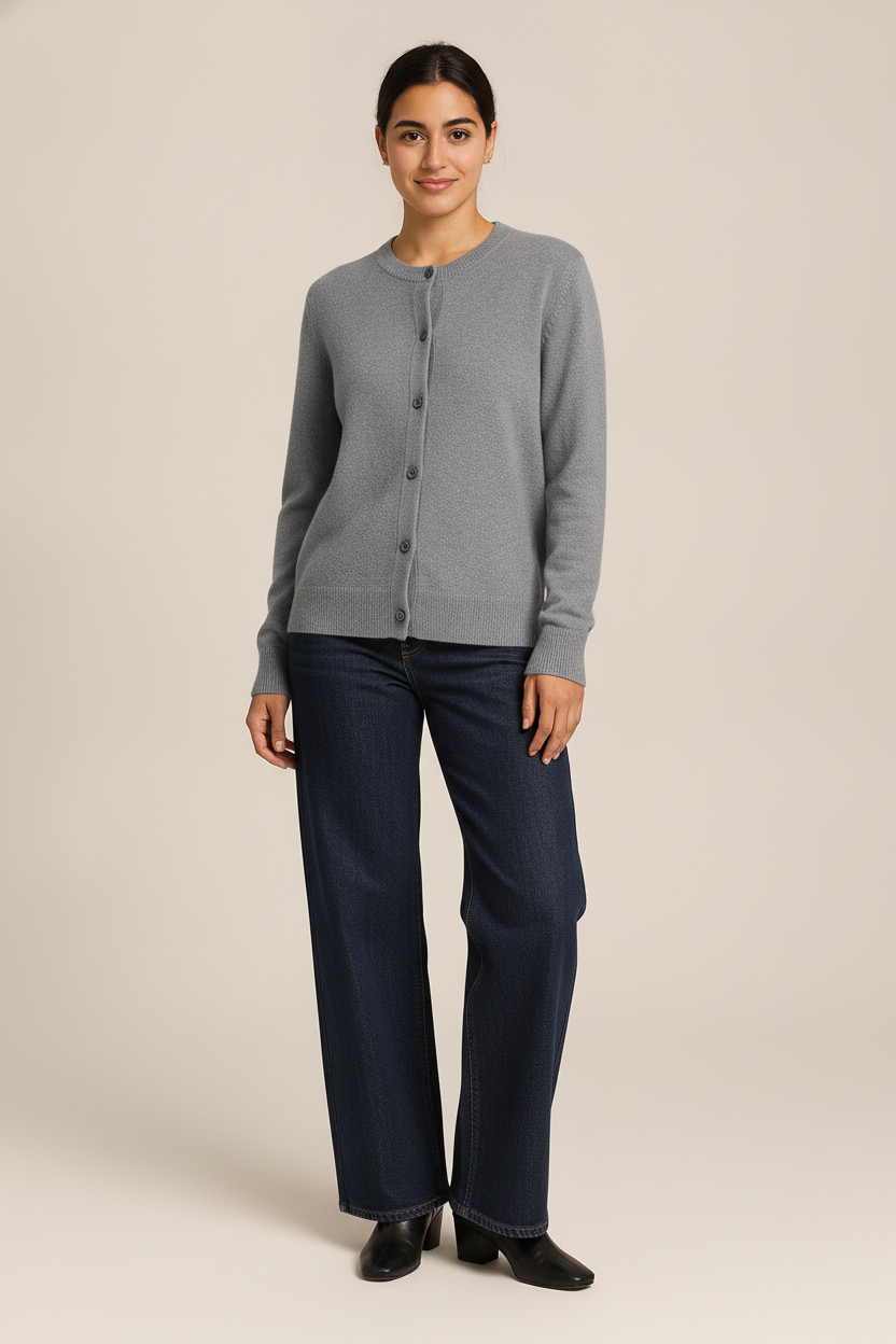 Gebreid Vest Dames met Ronde Hals – Zachte Cardigan met Knopen — Belen – Grijs – vooraanzicht