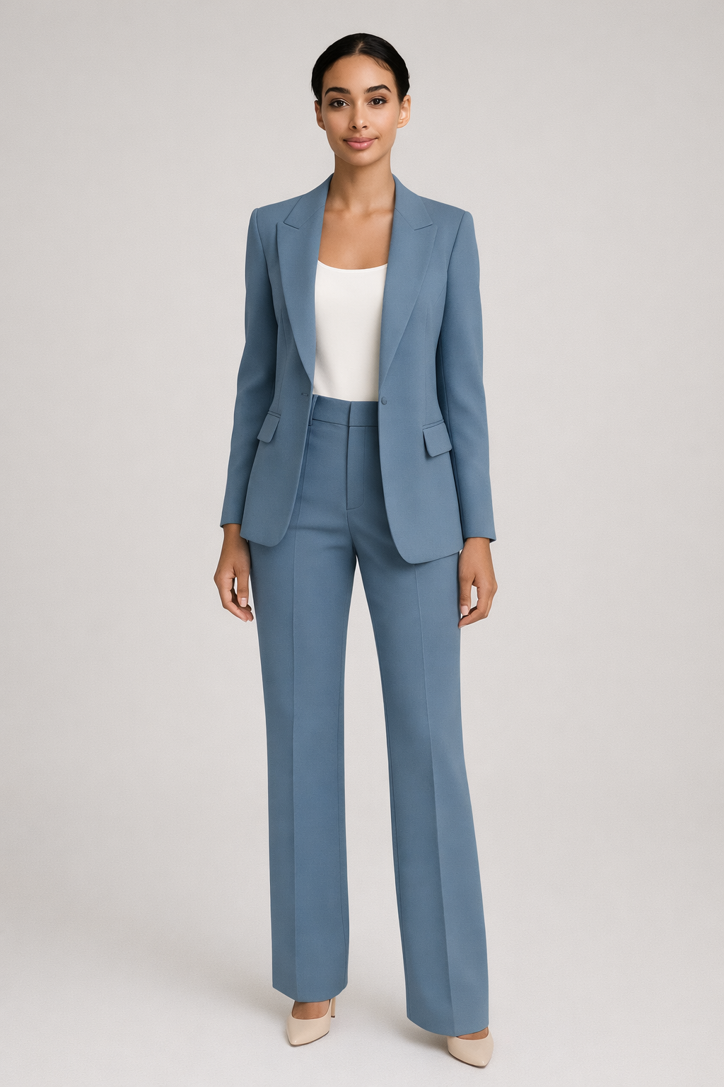 Blauw tweedelig broekpak dames met getailleerde blazer — vooraanzicht