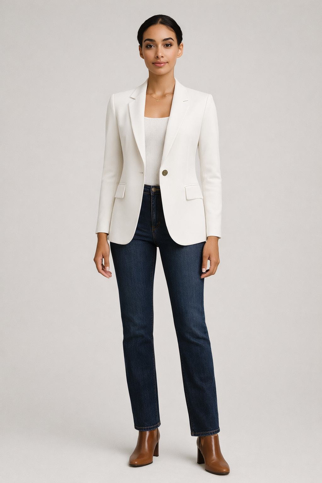 Crèmekleurige getailleerde blazer dames met reverskraag — vooraanzicht