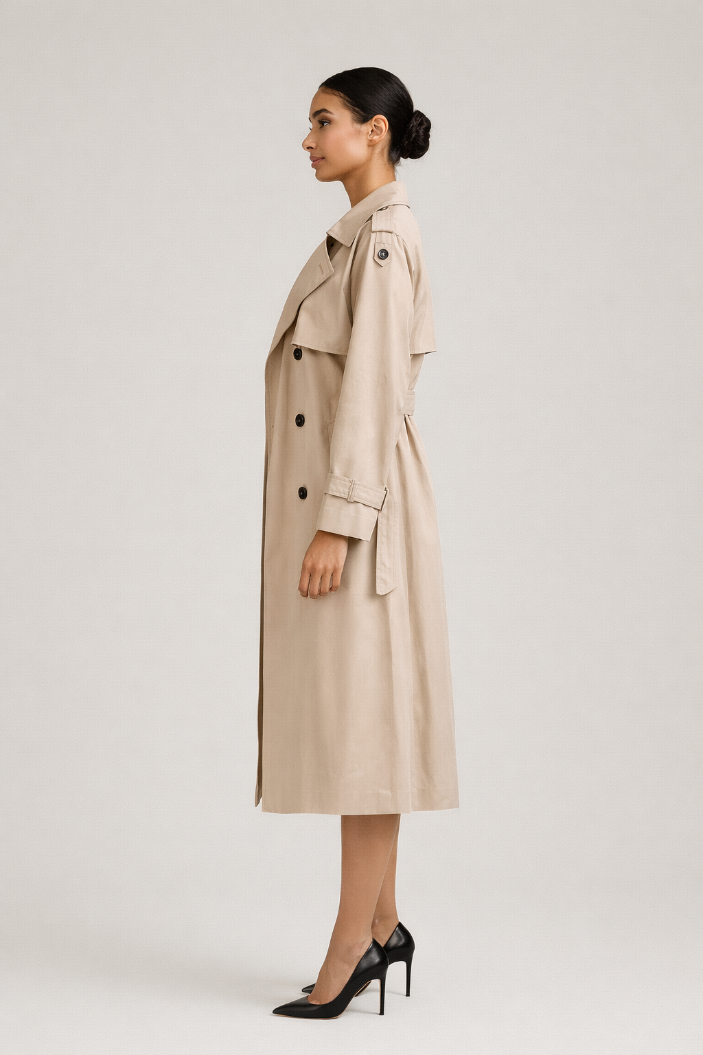 Lange Losvallende Trenchcoat — Noelle – Beige – zijaanzicht