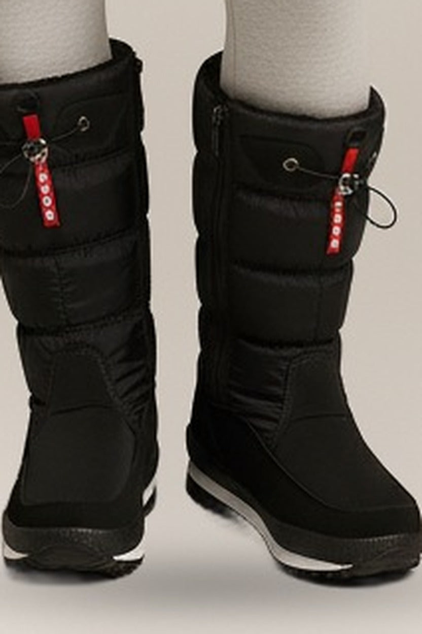 Gewatteerde Snowboots Dames met Rits – Gevoerde Winterlaarzen — Lumi in Zwart – close-up