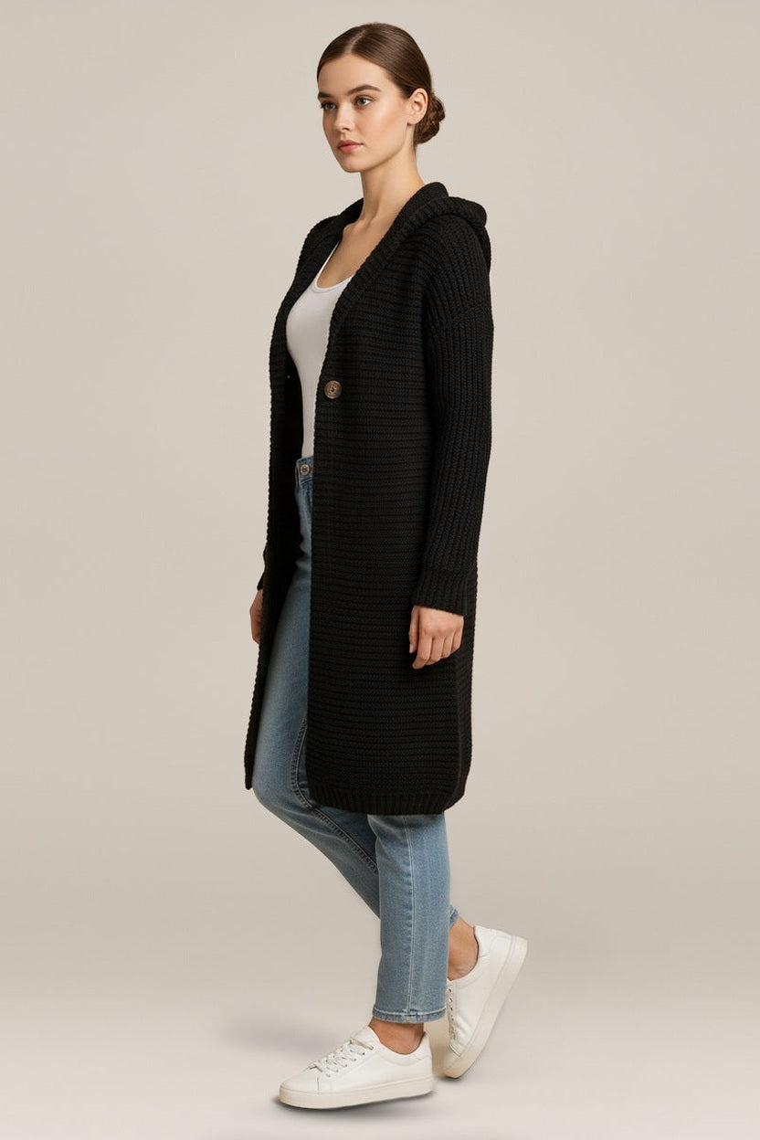 Lang Gebreid Vest Dames met Capuchon – Grof Vest met Knopen in zwart – zijaanzicht
