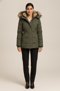 Winterjas Dames met Bontkraag – Warme Parka met Capuchon — Seraphina – Olijfgroen – vooraanzicht