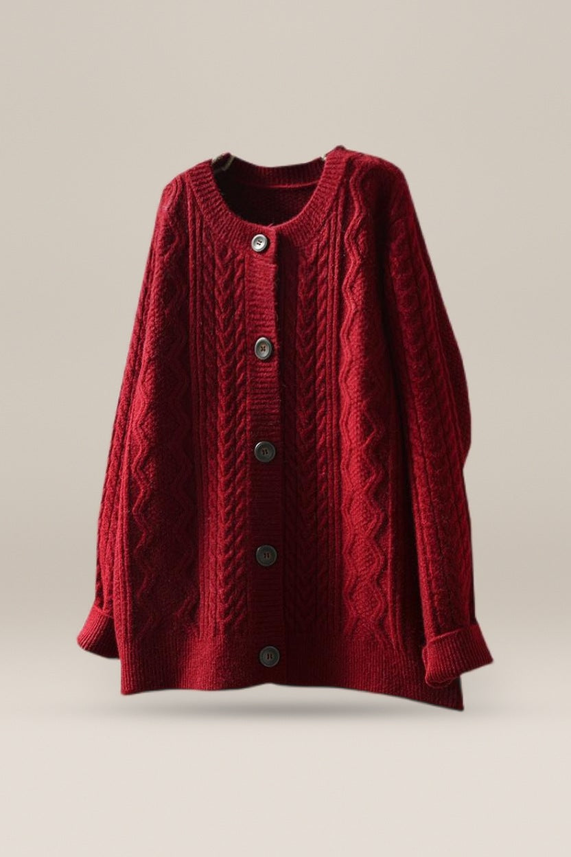 Kabelgebreid Vest Dames met Knopen – Oversized Cardigan — Rhona in Rood – productfoto