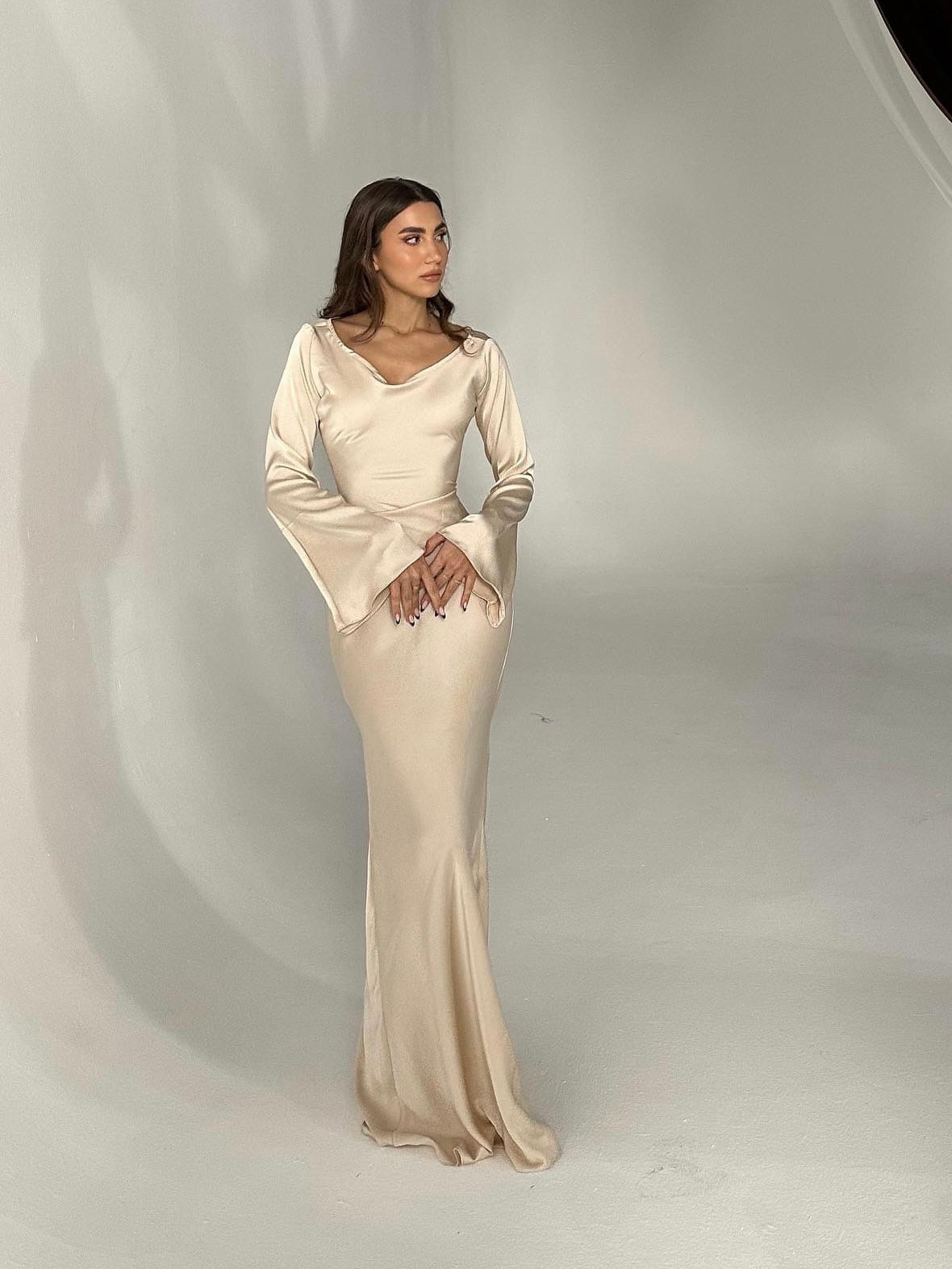 Satijnen Maxi Jurk Dames | Empire Taille & Lange Mouwen | Nadège