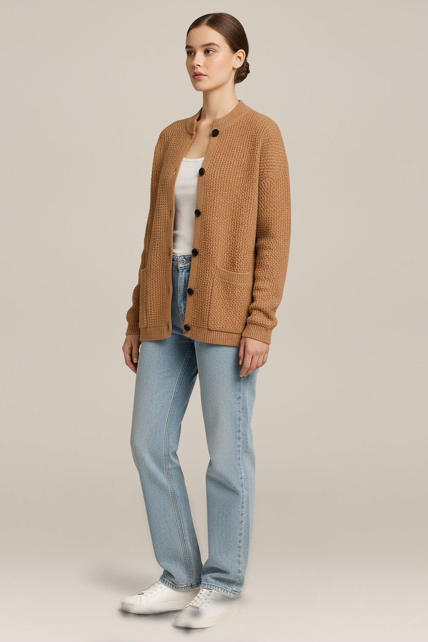 Gebreid Vest Dames met Knopen – Korte Cardigan in camel – vooraanzicht