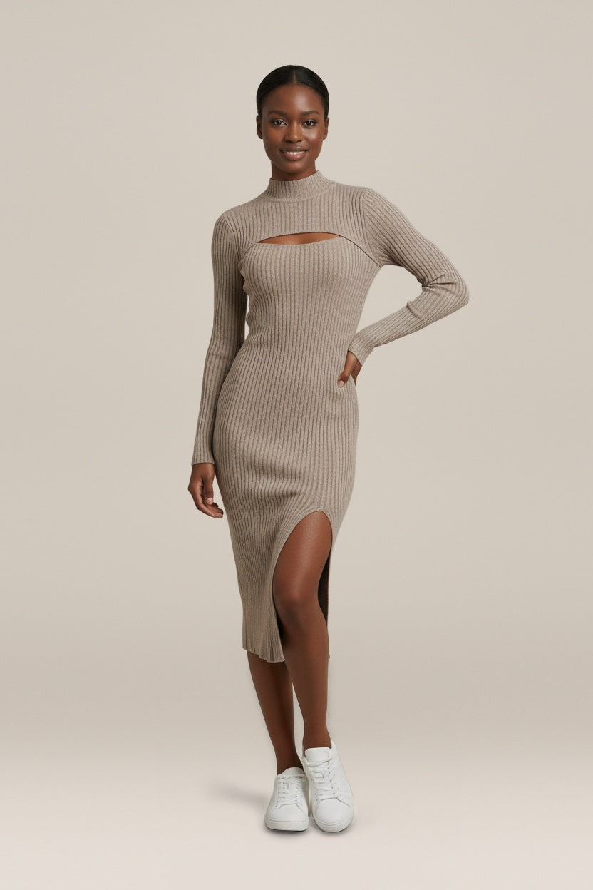 Ribgebreide Jurk Dames met Opstaande Kraag – Midi met Split — Nerine – Taupe – vooraanzicht