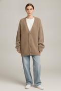 Pluizig Vest Dames met V-hals – Oversized Cardigan — Aurélie – Taupe – vooraanzicht