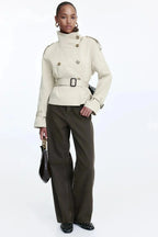 Trenchcoat met Hoge Kraag Dames | Strikceintuur & Tijdloos | Mirava