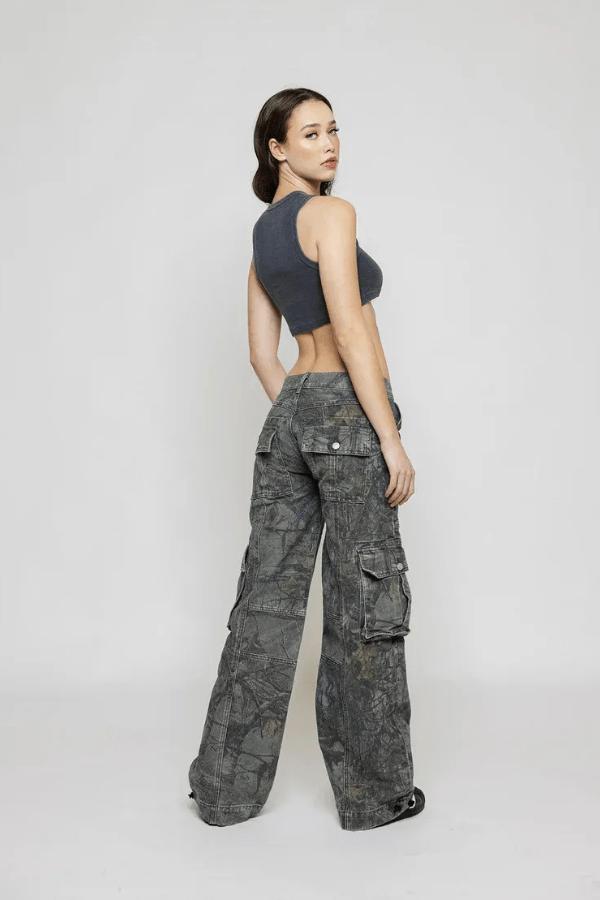 Wijdvallende Camo Cargo Broek met Vintage Wash Dames | Stoer | Bethanny