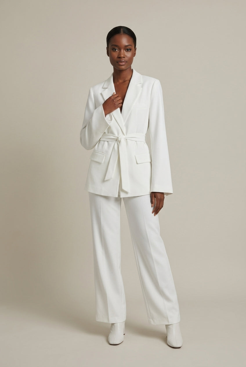 Blazer met Ceintuur — Nerissa – Wit – vooraanzicht