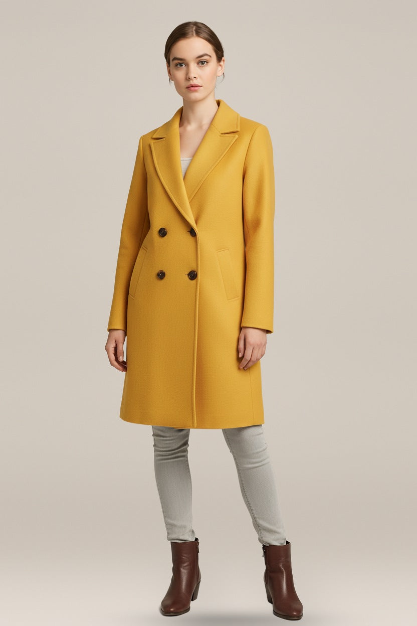 Halflange Mantel Dames in Wollook – Jas met Revers en Knopen — Zuzanna in Geel – vooraanzicht