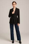Blazer met Ceintuur — Nerissa – Zwart – vooraanzicht