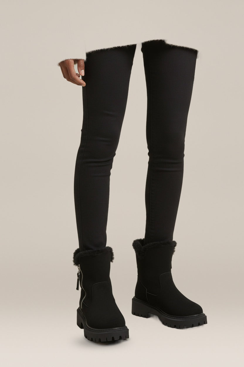 Snowboots Dames met Plateauzool – Gevoerd met Rits — Signe – Zwart – vooraanzicht